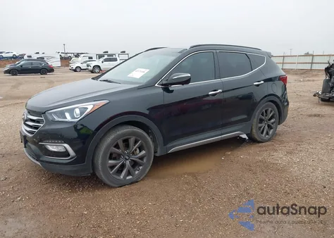 2017 Hyundai Santa Fe Sport 2.0T Ultimate z USA, uszkodzony, nr VIN 5XYZW4LA7HG481629